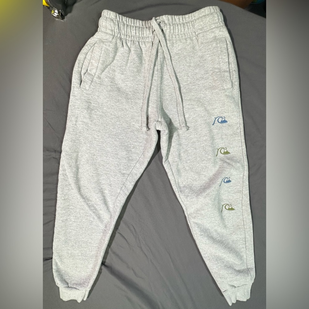 Quiksilver Men's Into The Clouds Fleece Jogger Sweatpants in Heather Grey